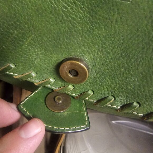 Dooney and Bourke - Picture 9 of 11